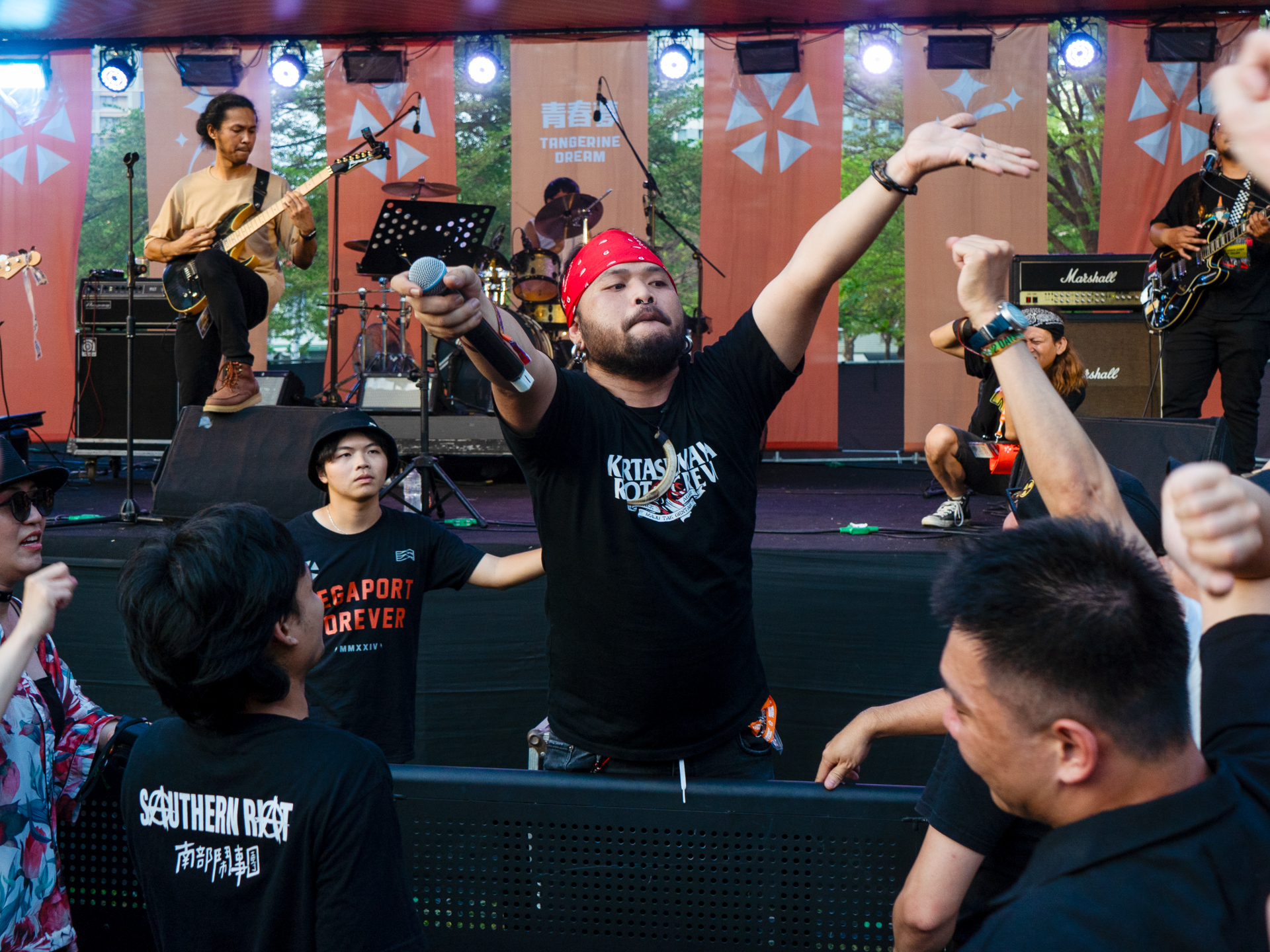 Indonesian band takes stand for Taiwan’s migrant workers – Al Jazeera English "working in taiwan" – Google News